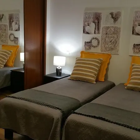 Casa Chaveca Holiday home *